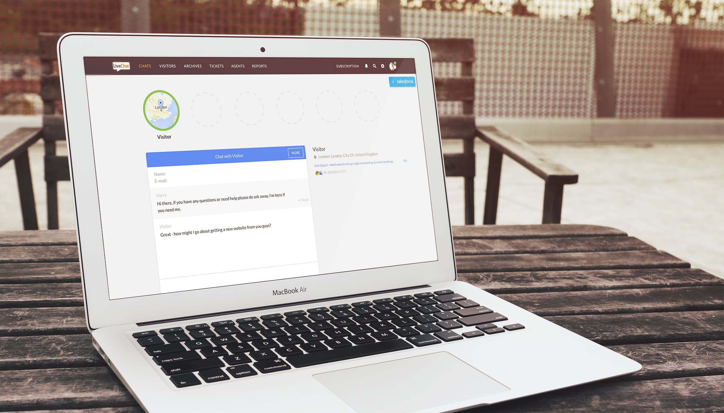 3 reasons why you can't ignore live chat