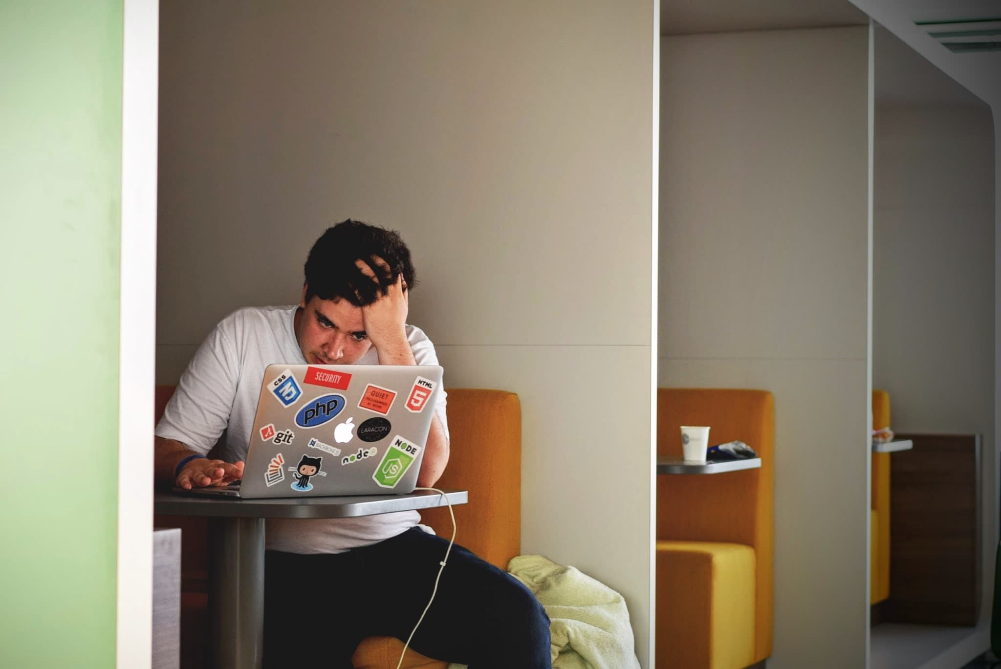 8 expert tips to hospitality blog writing